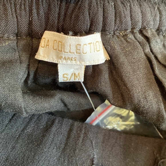 GOA Collection black tiered maxi skirt with circles of gold sequins size S/M - Picture 8 of 10